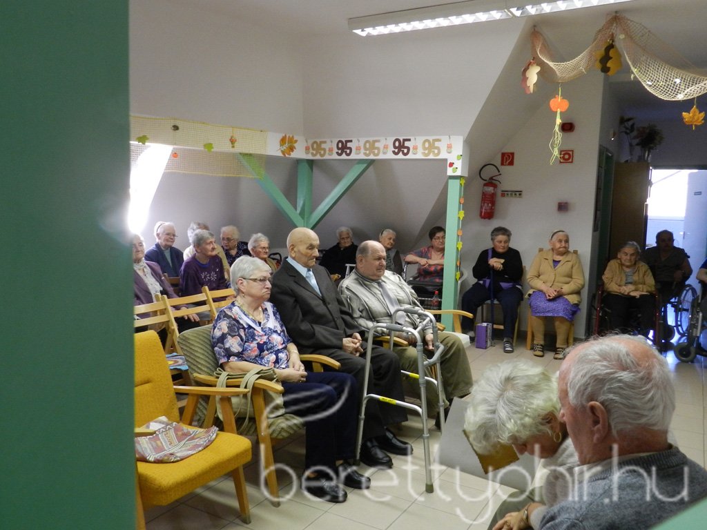 Mező Lajos bácsi 95 éves 68